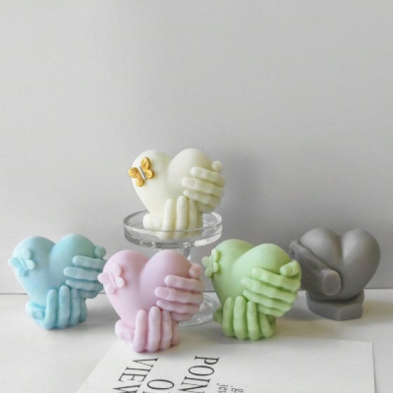 Silikonski kalup za svijeće - srce u rukama II