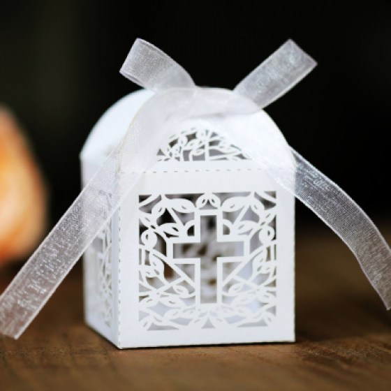 Ukrasne kutijice - križ - bijele Ukrasne kutijice - anđelić - bijele