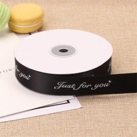 Ukrasna satenska traka crna 25mm Ukrasna satenska traka crna